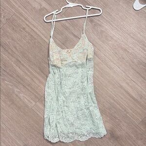 Wilfred Elegant Lace Chemise in Mint Green